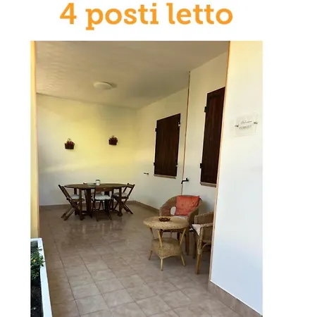 Vakantiehuis Villaluciana Solanas (Cagliari)