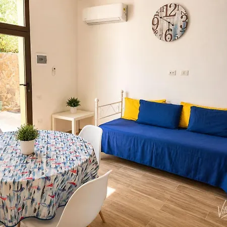 Villaluciana Solanas (Cagliari)