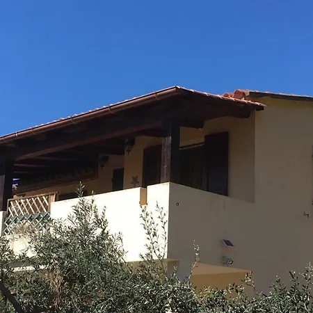 בית נופש Villaluciana *